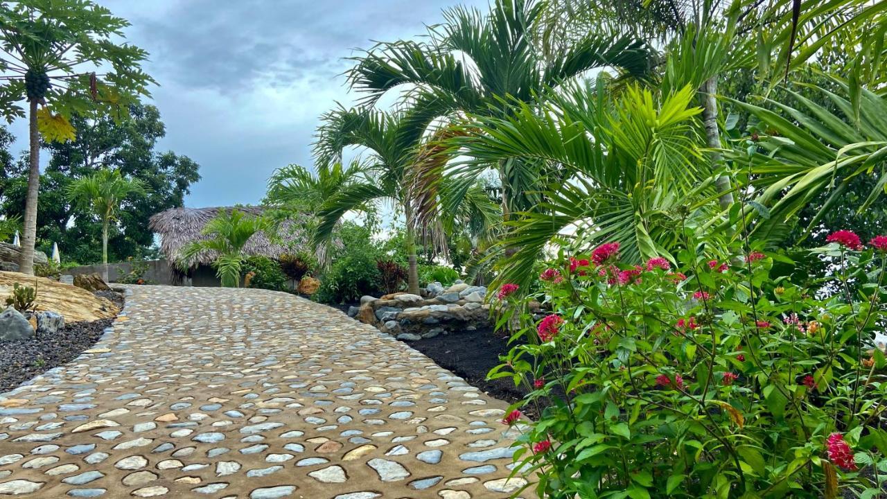 Veronika Resort Nosy Komba מראה חיצוני תמונה